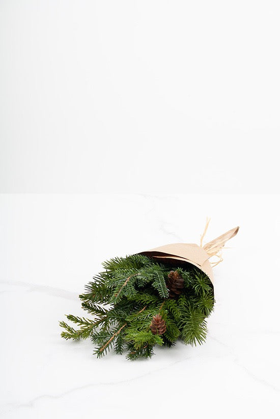 Spruce & Pinecone Bouquet 30cm