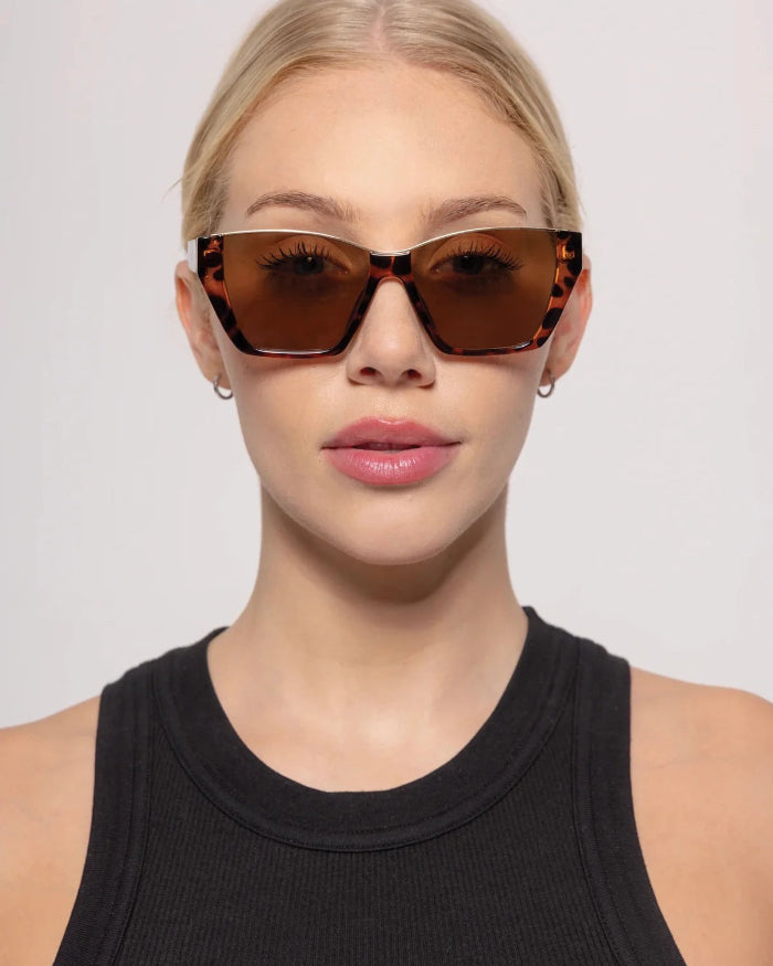 Otra Sunglasses - Belle