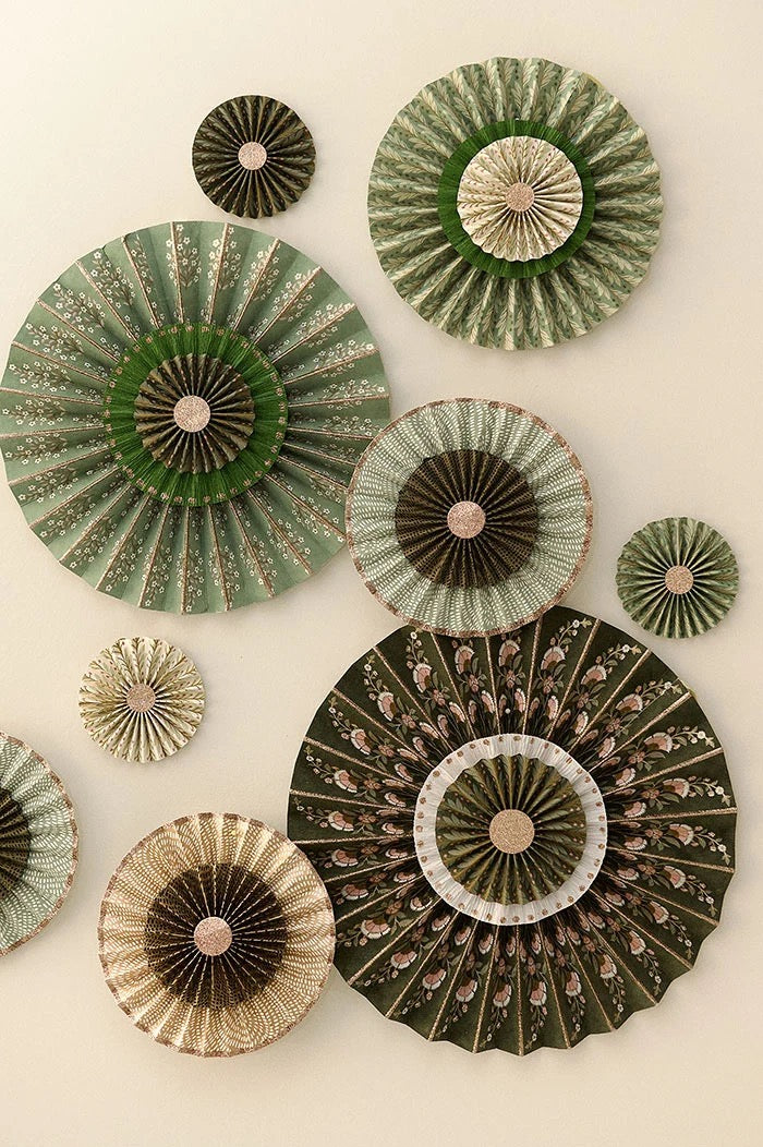 Bungalow Paper Rosettes