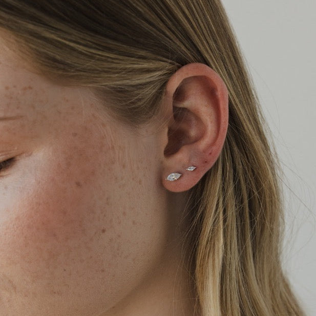 Sophie Store - Solitare Marquise Studs