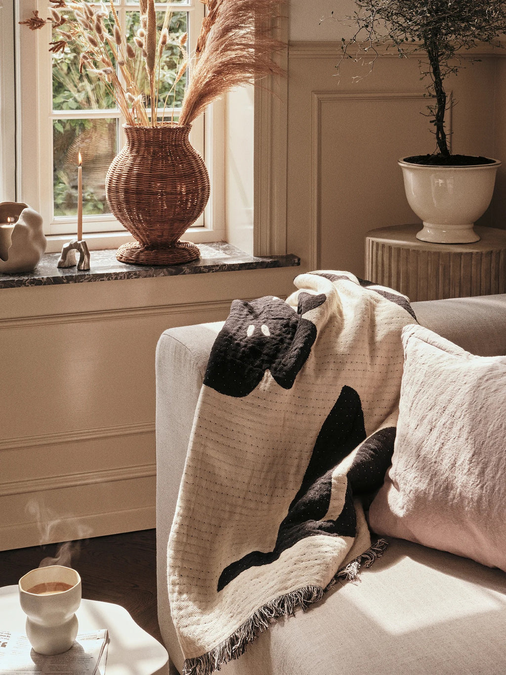 Broste Throw Rosita - Black/Natural