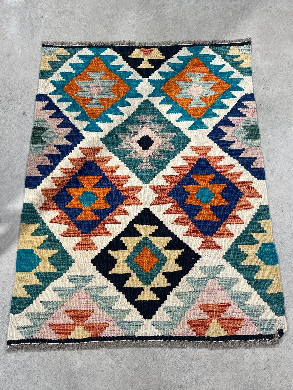 Vintage Handwoven Rug 61 x 93cm (1837)