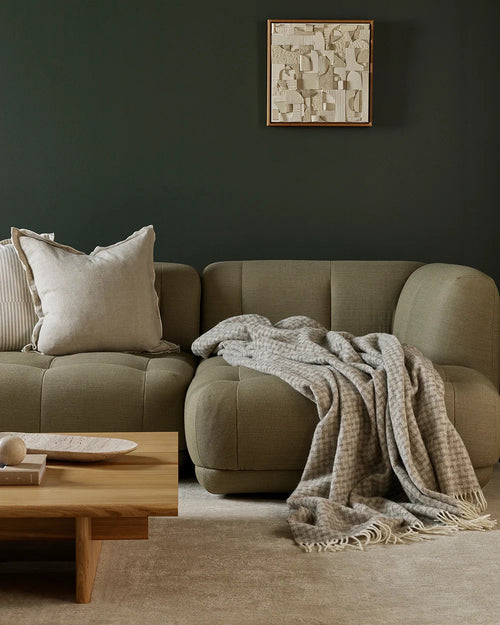 Baya Flemish 100% Lambswool Throw - Fawn