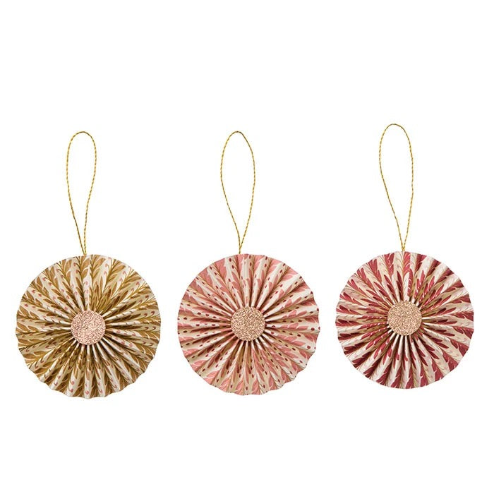 Bungalow Paper Rosettes