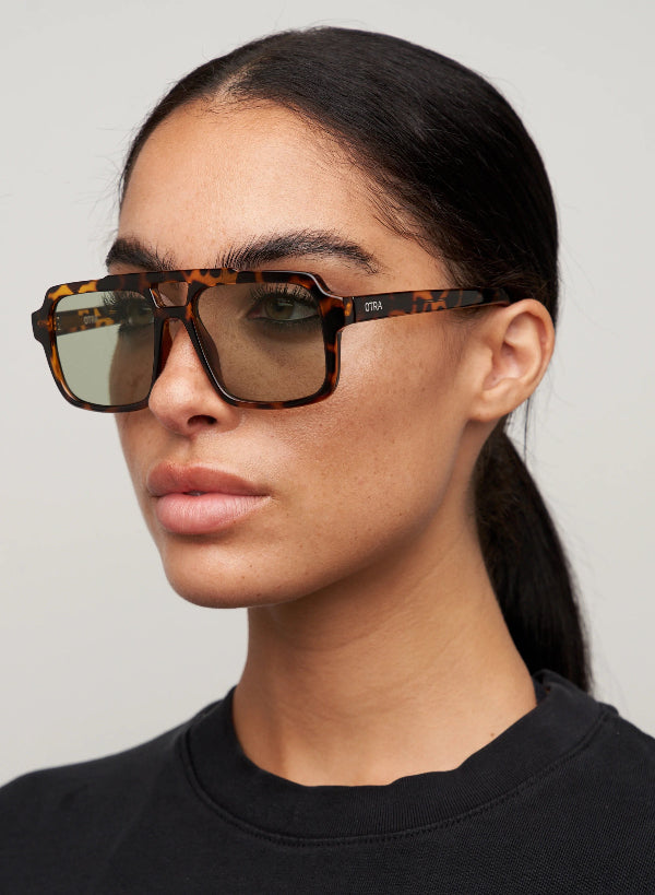 Otra Sunglasses - Tame