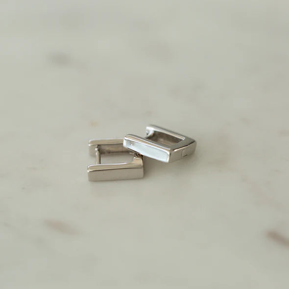Sophie Store - So Square Huggies