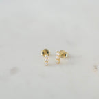 Sophie Store - Pearl Bar Stud Earrings